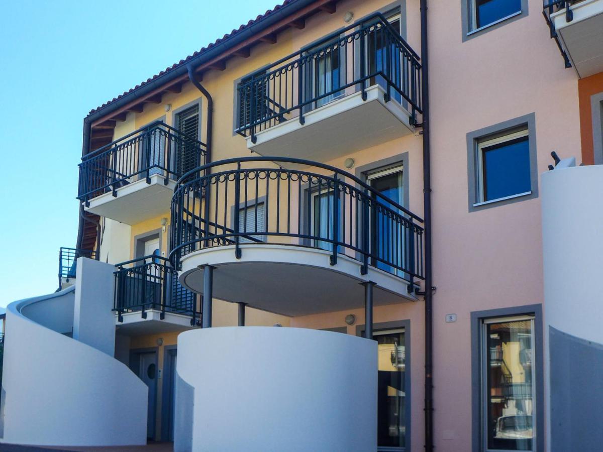 Le Bouveret Apartment Vasco De Gama B8-R By Interhome מראה חיצוני תמונה